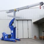 Elektrický jeřáb pro zvedání forem s nosností až 12.000 kg.