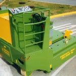 Guindastes para movimentação de moldes com capacidade de carga até 30.000 kg.