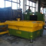 Guindastes para movimentação de moldes com capacidade de carga até 35.000 kg.